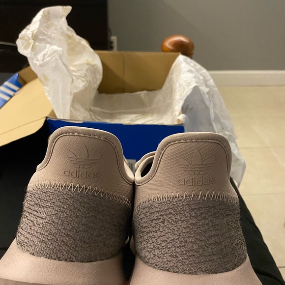 Adidas Tubular Shadow - Picture 3 of 4
